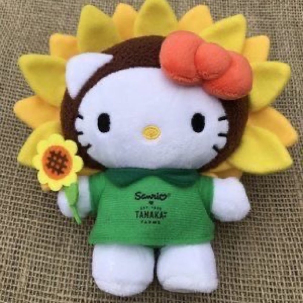 sunflower hello kitty plushie